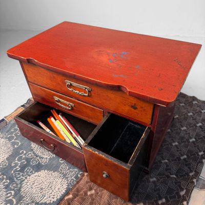 Japans Klein Ladekastje, Roodbruin Hout, 1950s