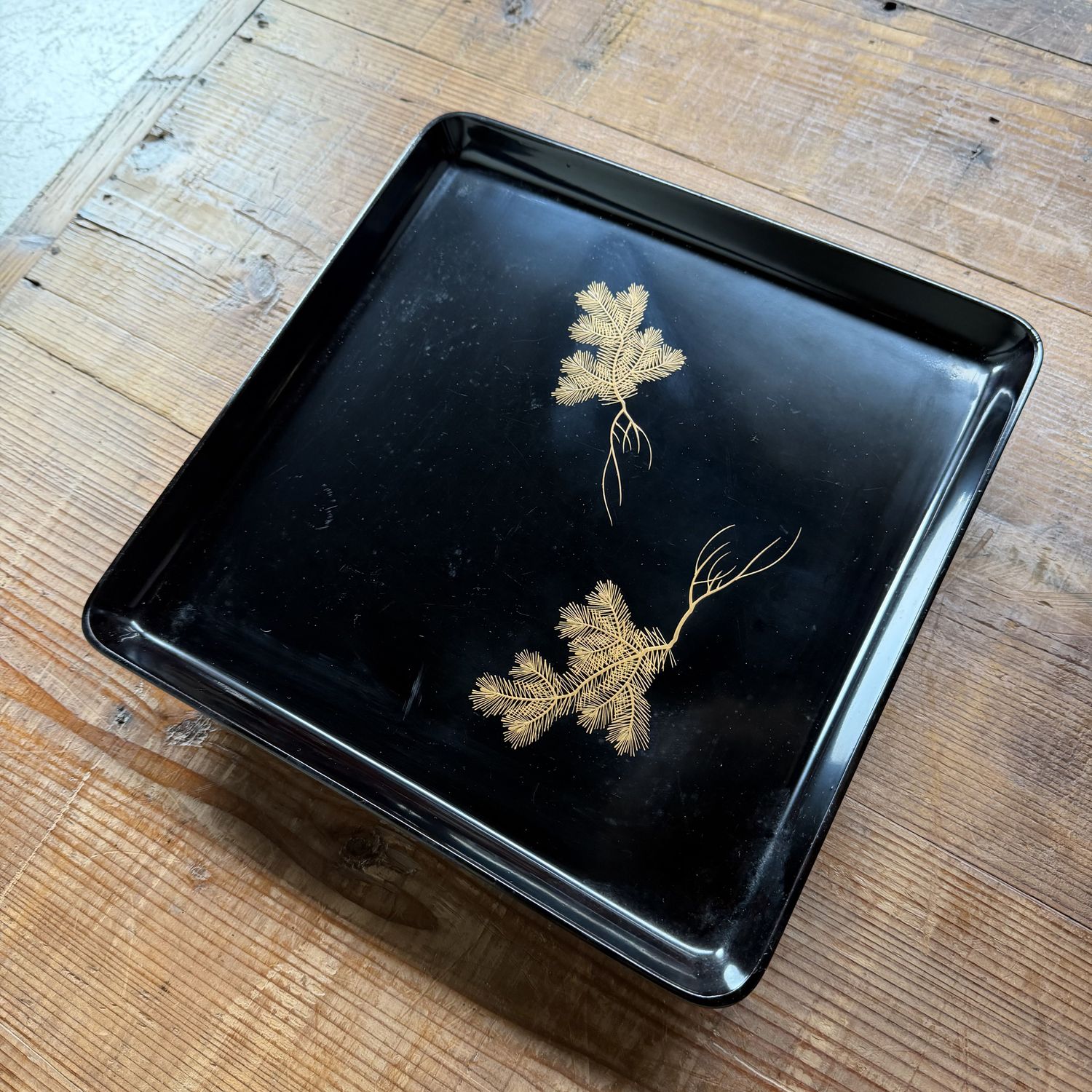 Japans Lakwerk Dienblad met Gouddecor, Ashitsuki-bon, 1936