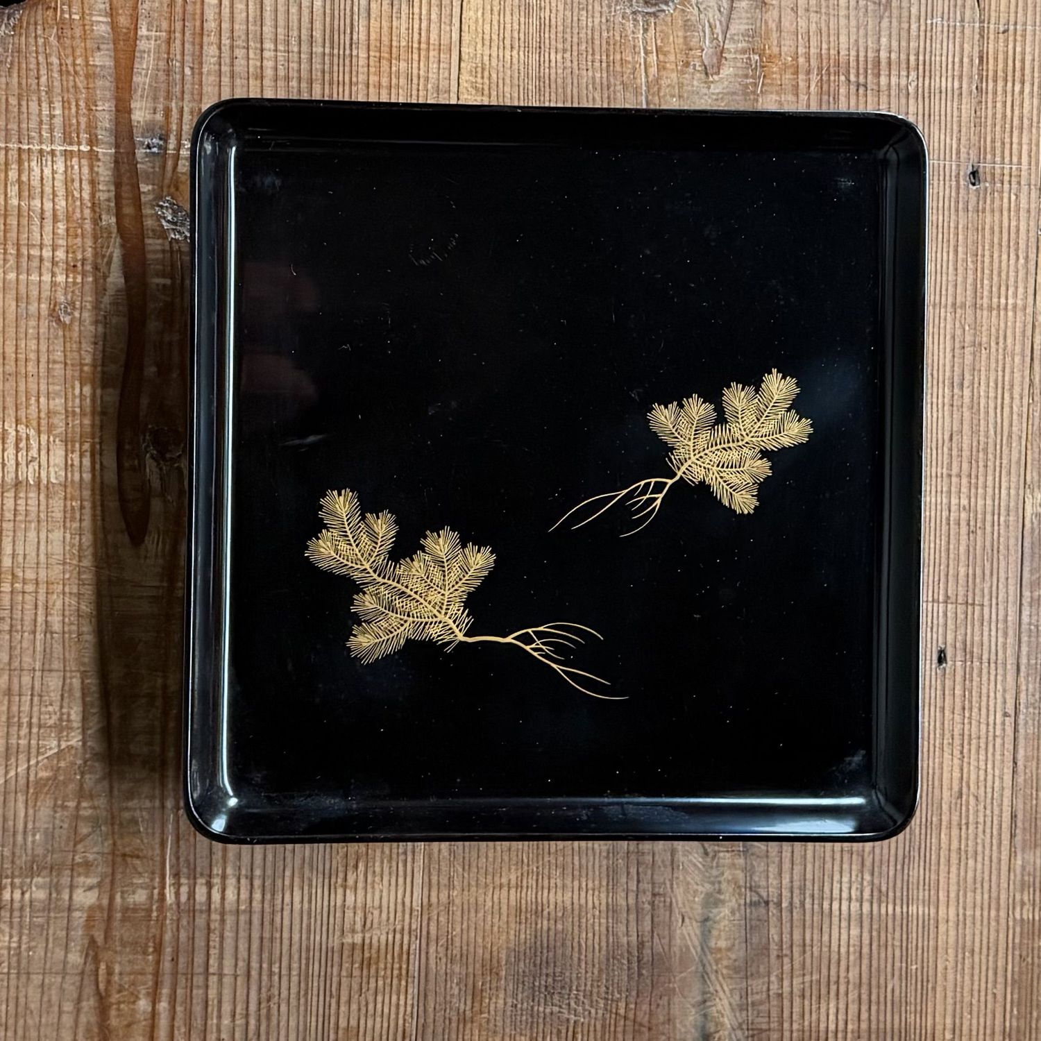 Japans Lakwerk Dienblad met Gouddecor, Ashitsuki-bon, 1936