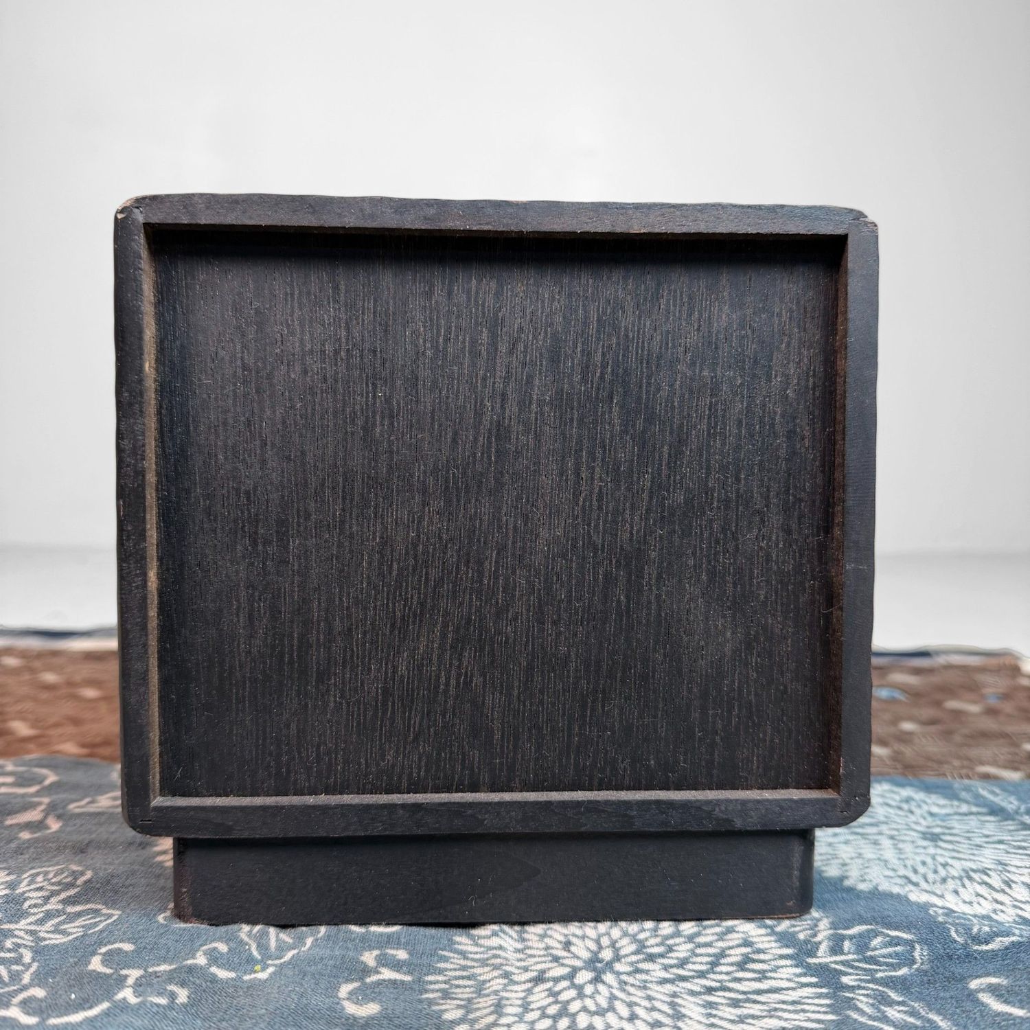 Small Kamakura-bori Haribako “Peony”, Jewellery Chest, Japan, 1970s.