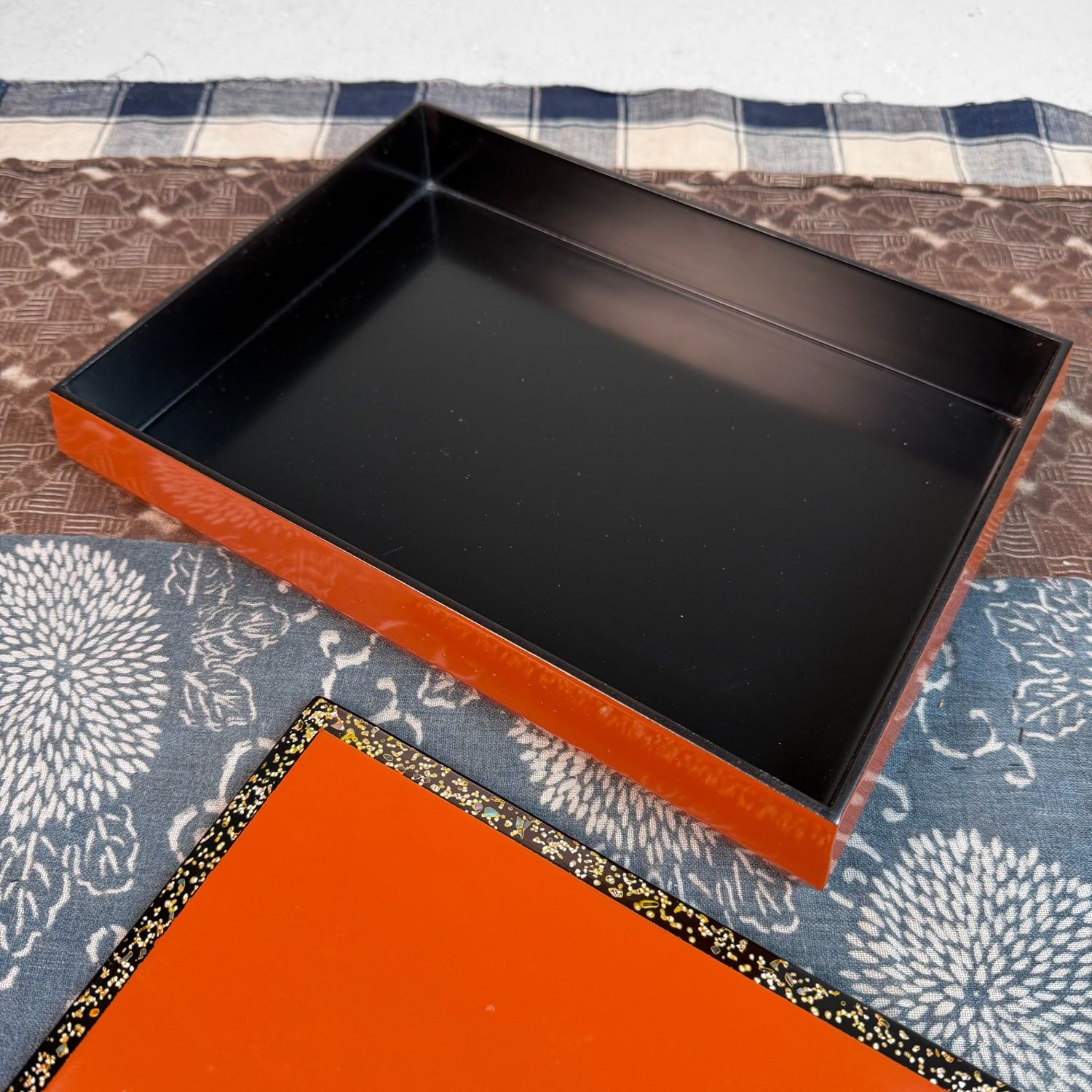 Japanse Lakwerk met Parelmoer, Wakasa-nuri Documentendoos, 1970s