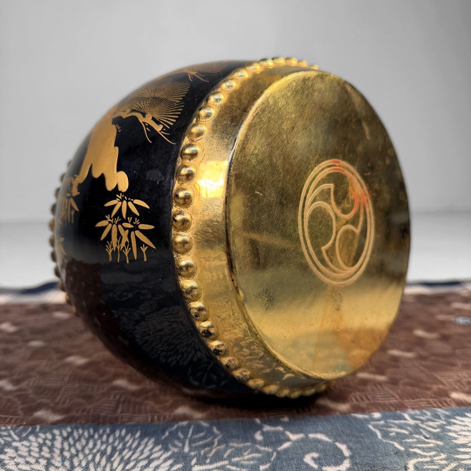 Japanese Decorative Taiko Drum with Gold Crane Motif, 1960s