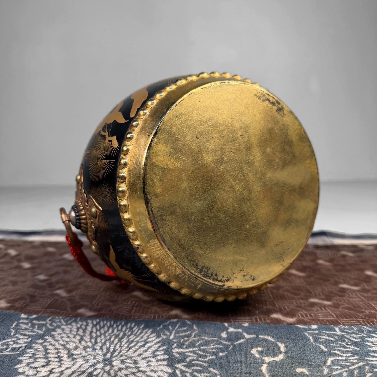 Japanese Decorative Taiko Drum with Gold Crane Motif, 1960s