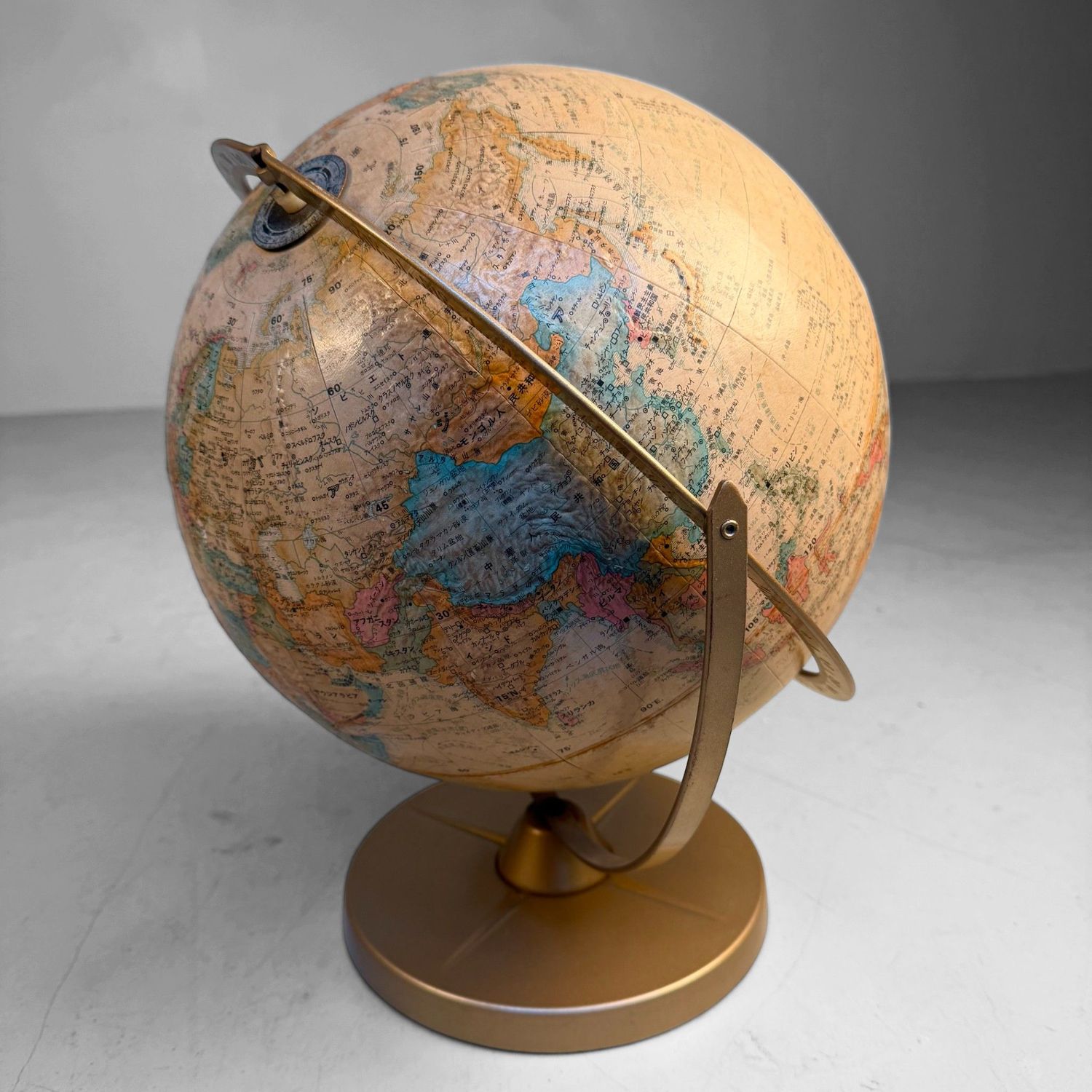 Vintage Replogle Relief Globe ‘World Classic’, Japanese Edition, 1980s
