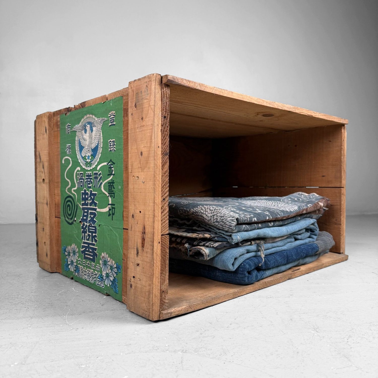 Vintage Japanese Wooden Crate with Kincho Label, 1930s–40s