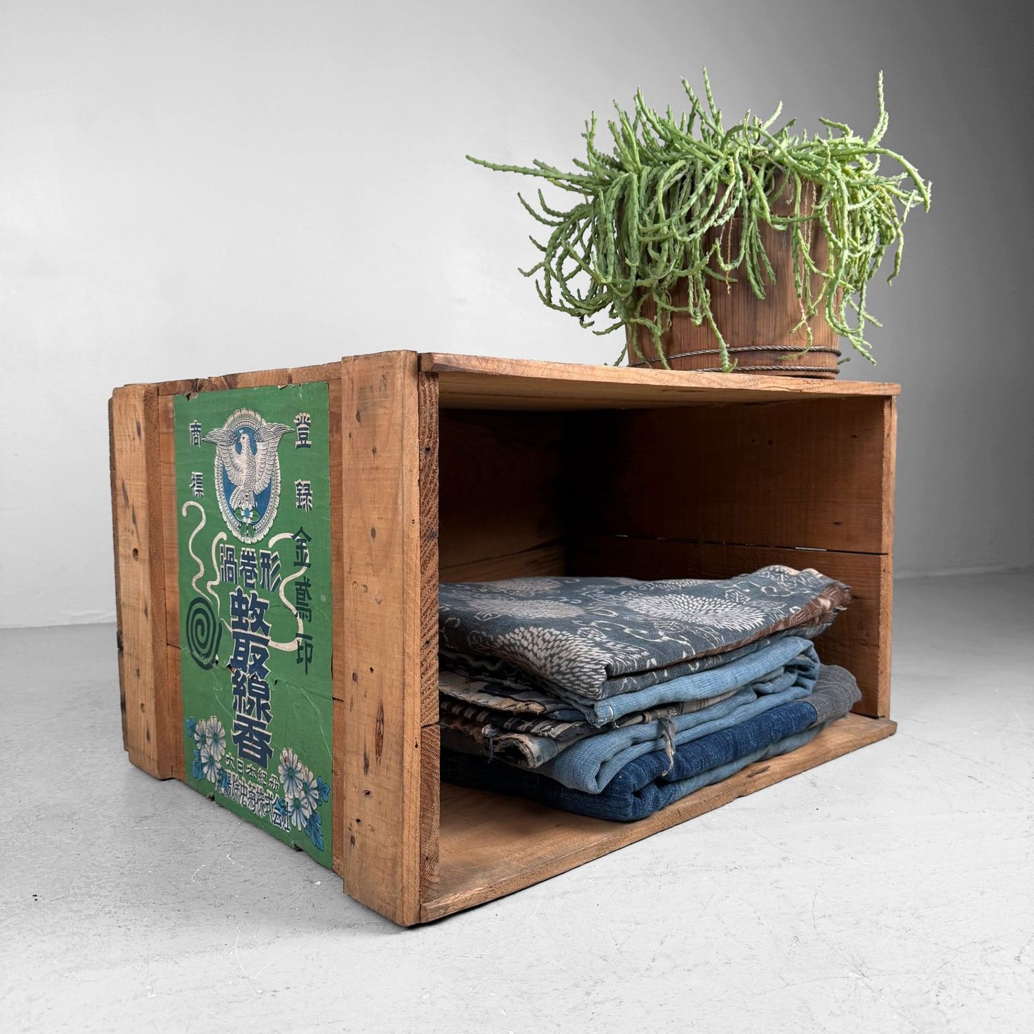 Vintage Japanese Wooden Crate with Kincho Label, 1930s–40s