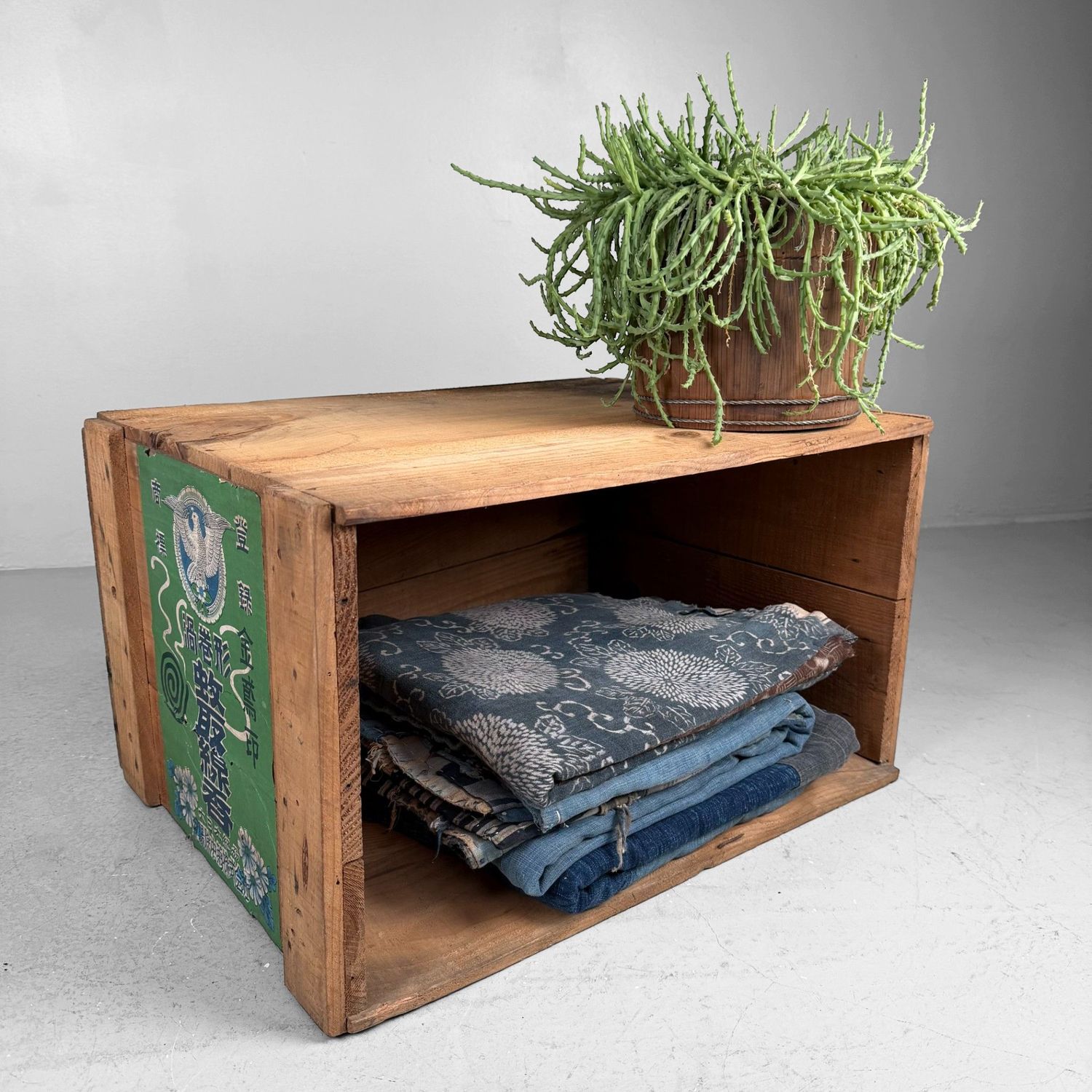 Vintage Japanese Wooden Crate with Kincho Label, 1930s–40s