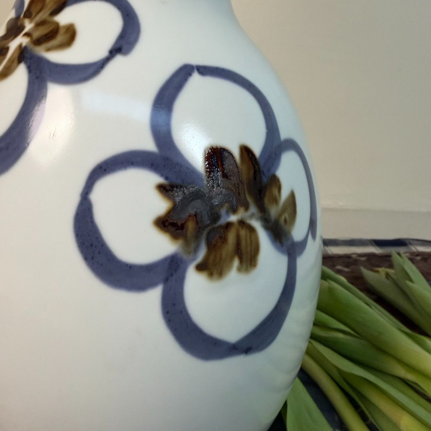 Japanese Porcelain Ikebana Vase, Sometsuke, by Asahina, 1970s