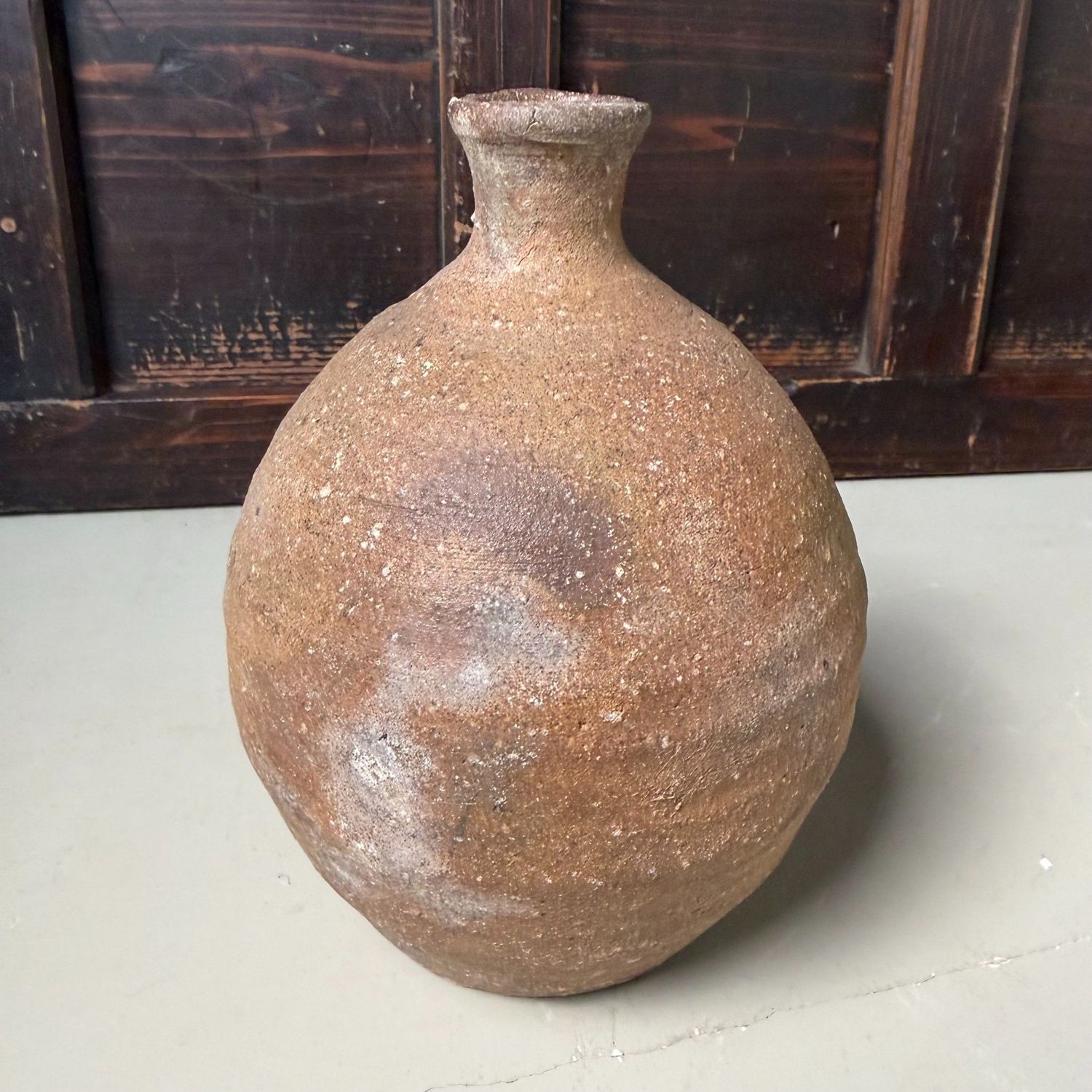 Bizen Kotsubo, Ikebana Vase by Yoshio, Traditional Stoneware, 1950s