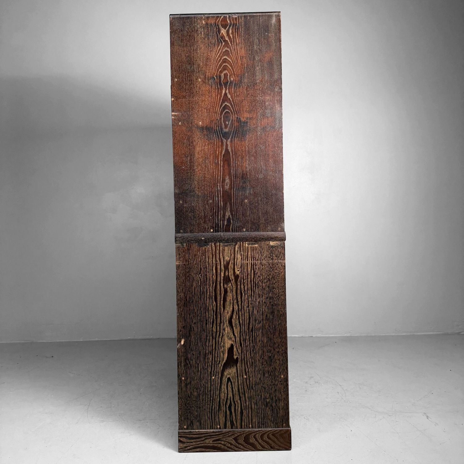 Japanse Chadansu Theekast, Zeldzame Keyaki Displaykast, jaren 20