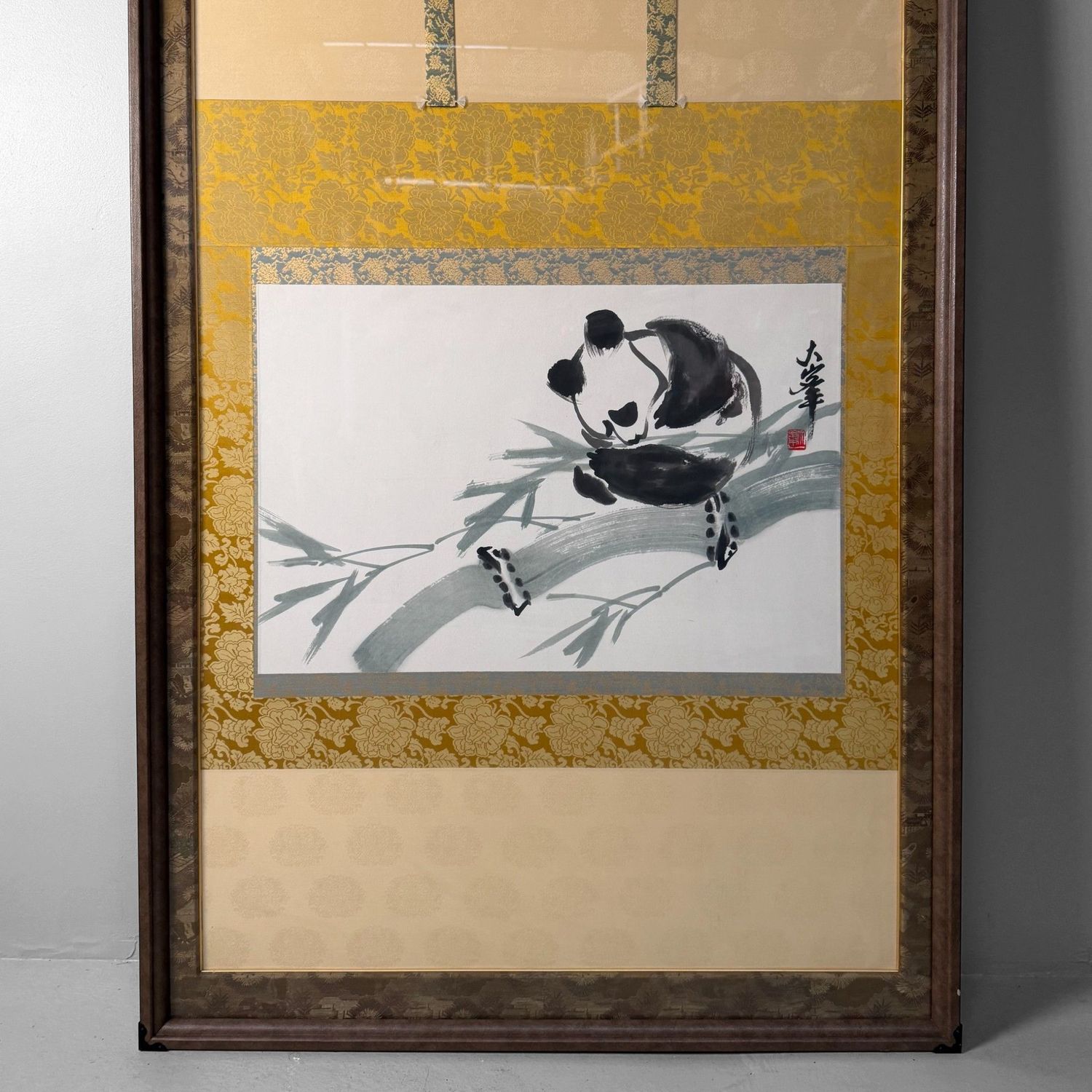 Grote Japanse Wanddecoratie, Handgeschilderde Panda, Sumi-e, 1970s