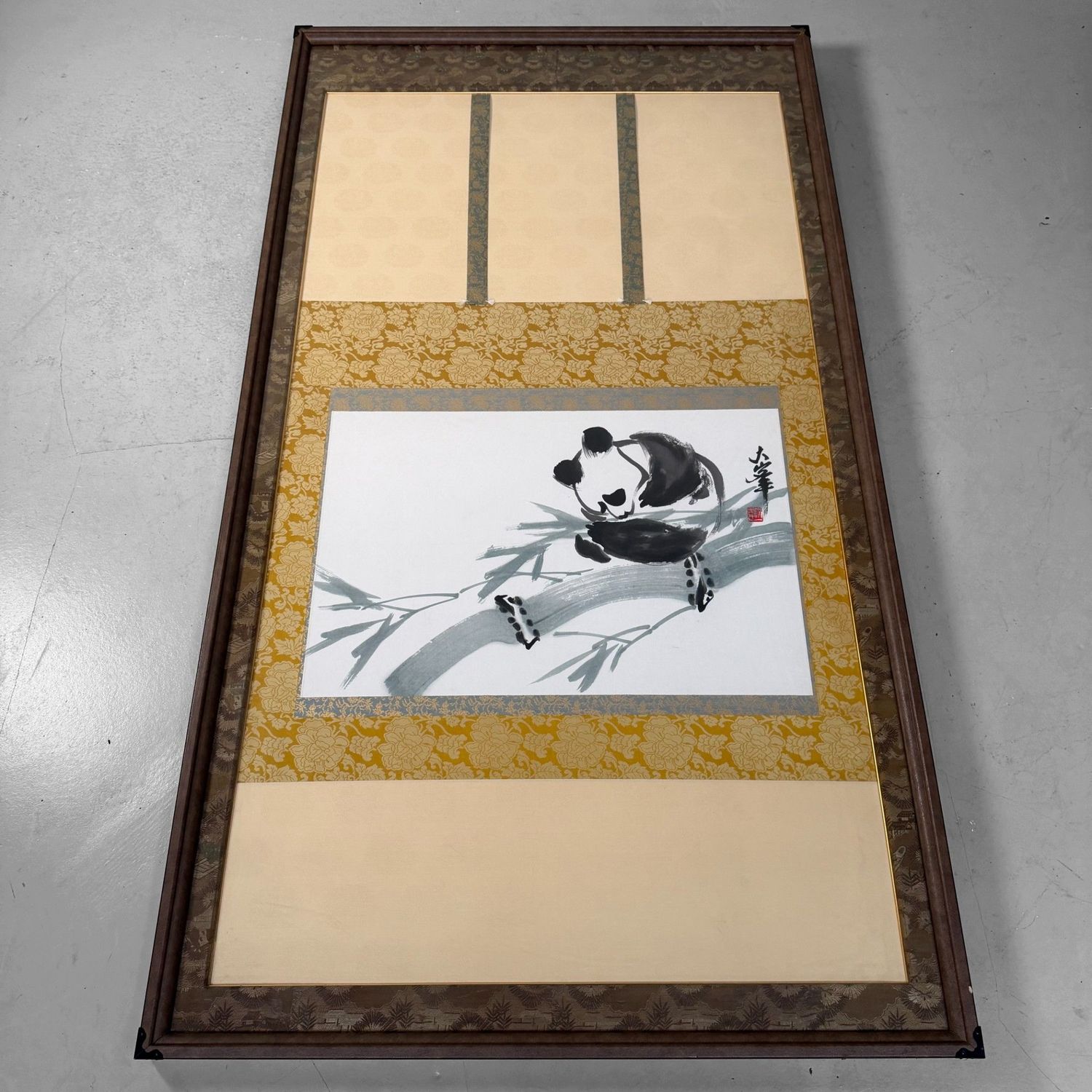 Grote Japanse Wanddecoratie, Handgeschilderde Panda, Sumi-e, 1970s
