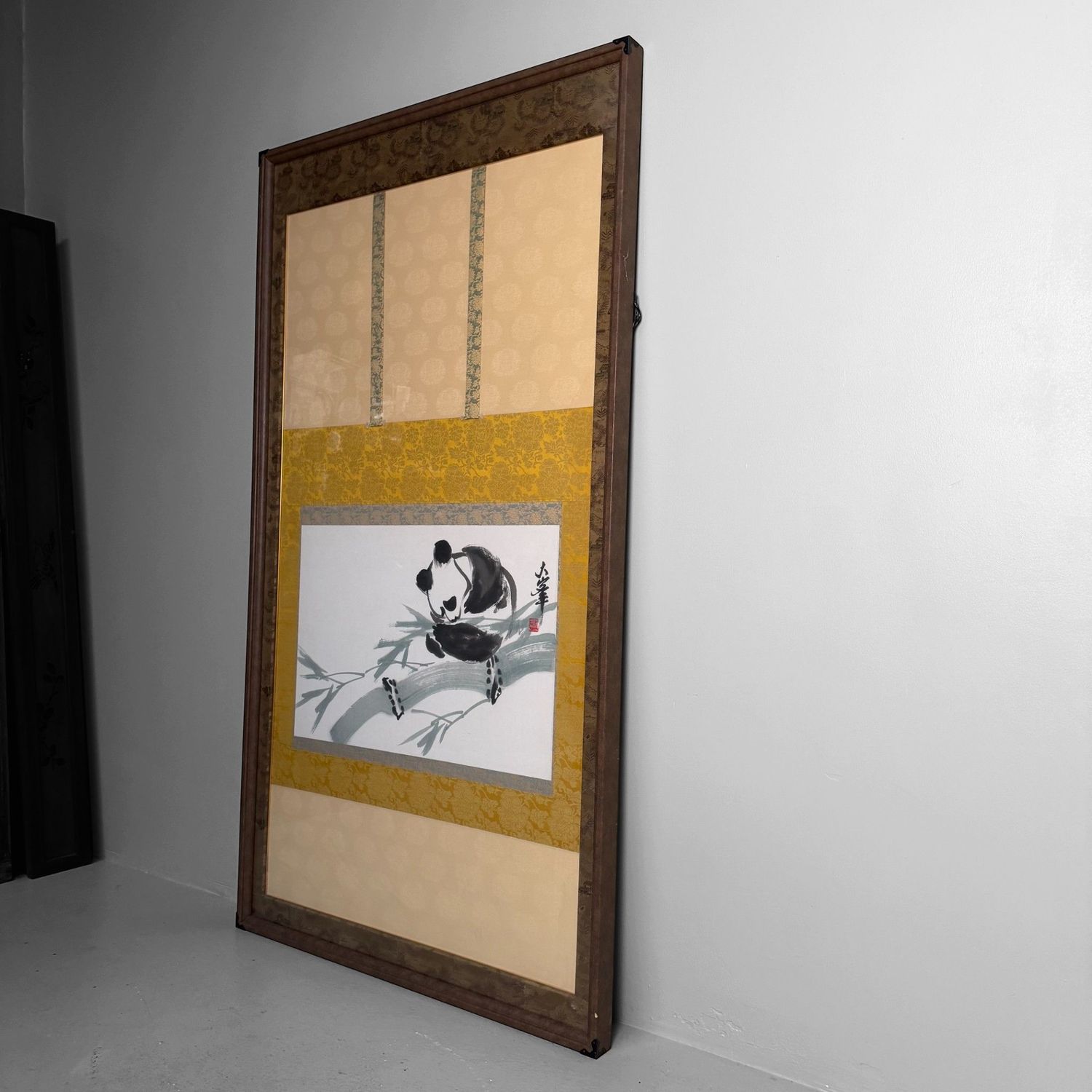 Grote Japanse Wanddecoratie, Handgeschilderde Panda, Sumi-e, 1970s