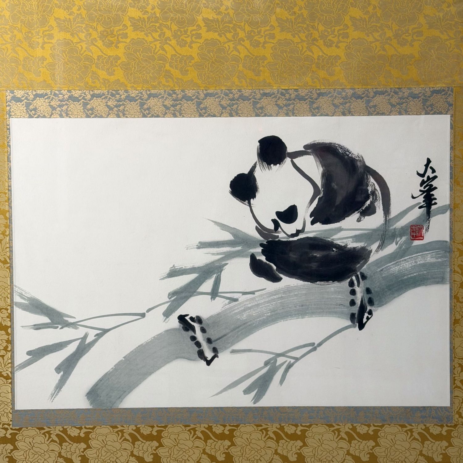 Grote Japanse Wanddecoratie, Handgeschilderde Panda, Sumi-e, 1970s