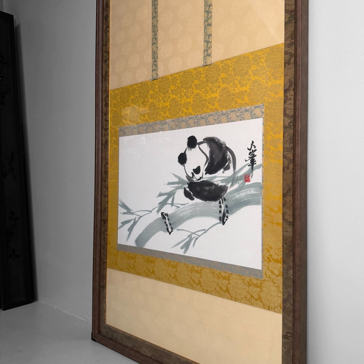 Grote Japanse Wanddecoratie, Handgeschilderde Panda, Sumi-e, 1970s