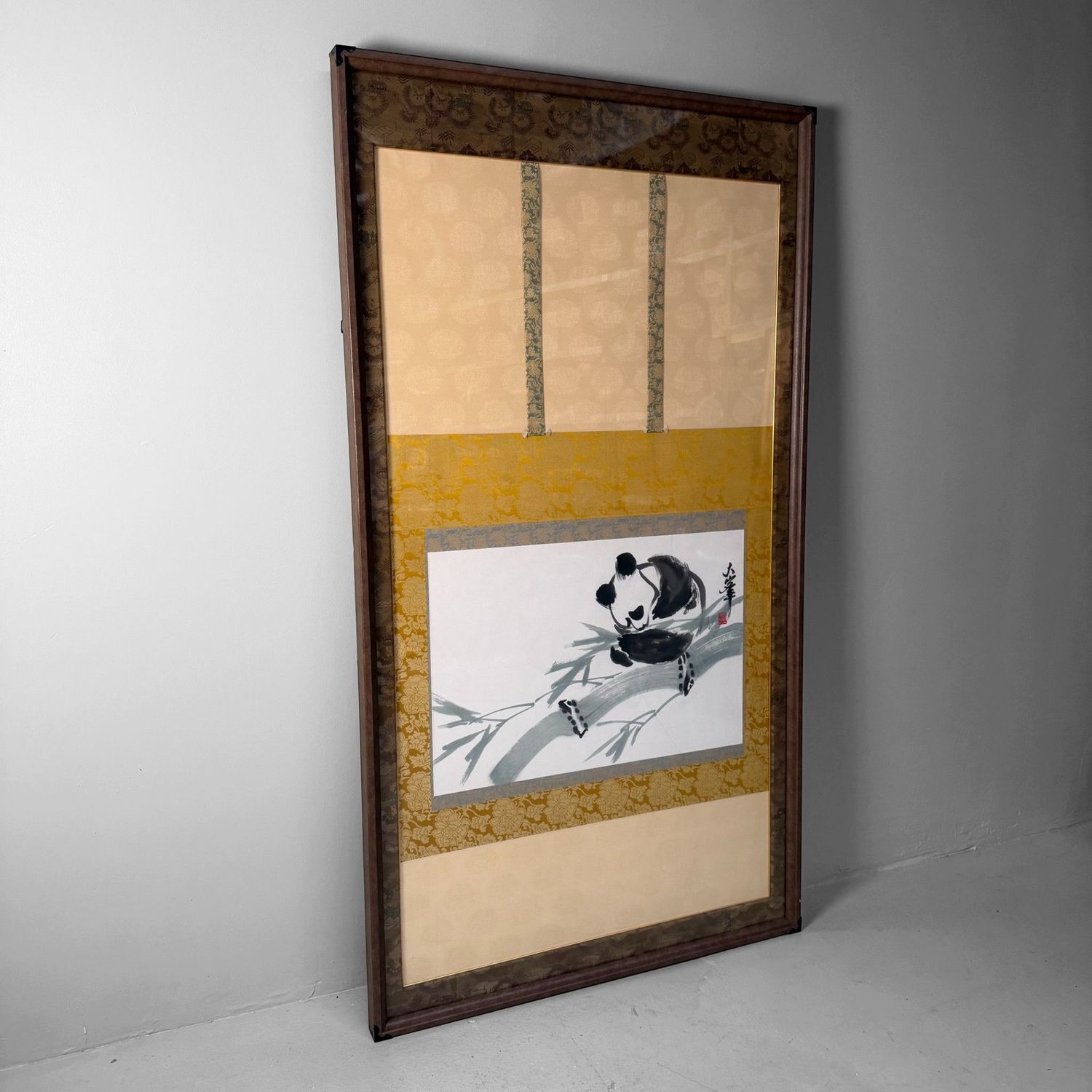 Grote Japanse Wanddecoratie, Handgeschilderde Panda, Sumi-e, 1970s