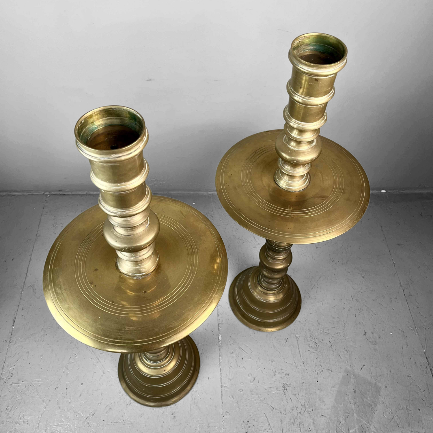 Paar Antieke Koperen XL Kandelaars, ca. 1900 Paar Antieke Koperen XL Kandelaars, ca. 1900