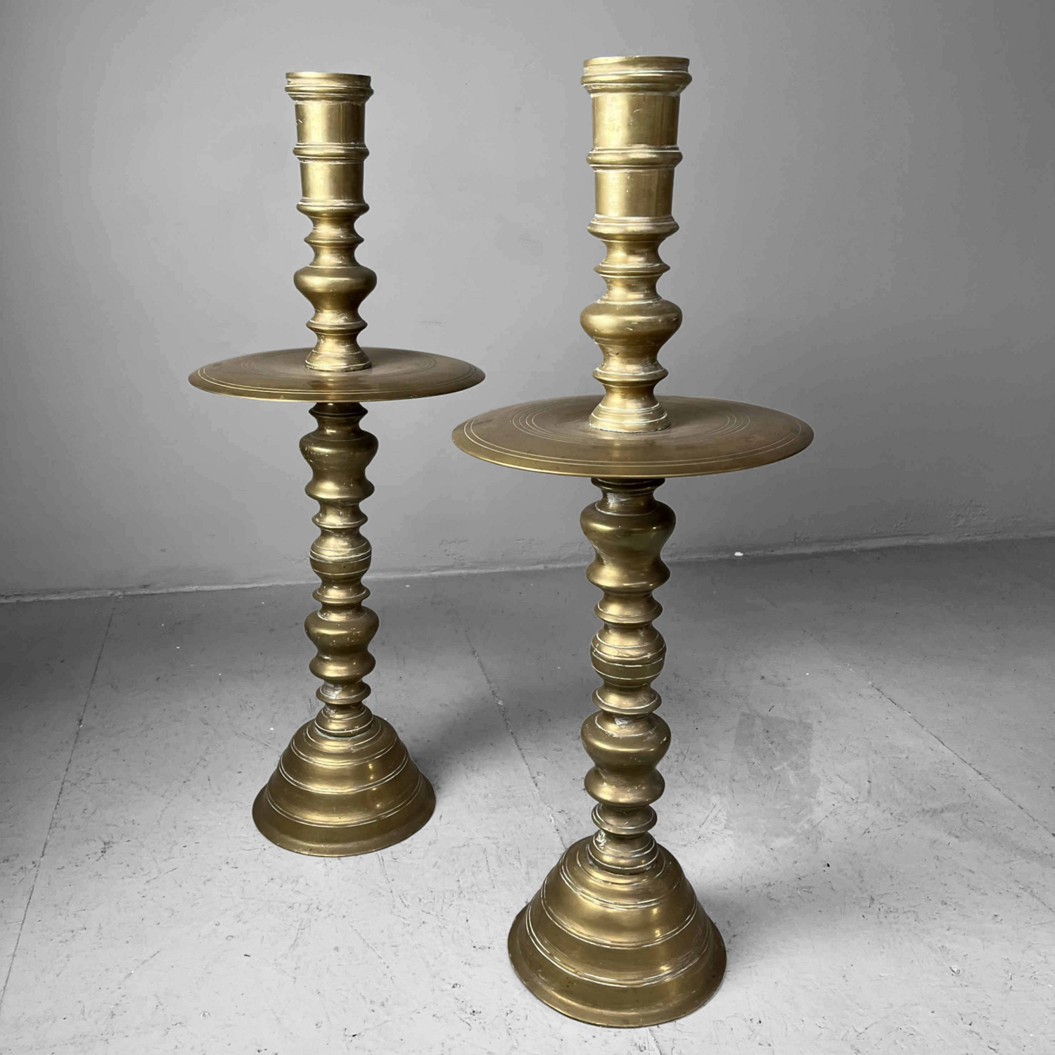 Paar Antieke Koperen XL Kandelaars, ca. 1900 Paar Antieke Koperen XL Kandelaars, ca. 1900