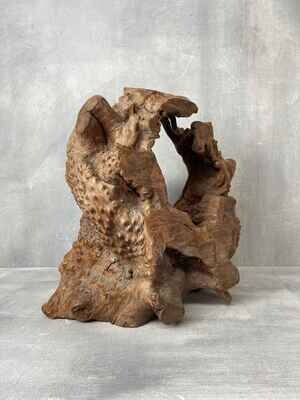 Japans Sculpturaal Wortelhoutobject in Wabi-Sabi Stijl