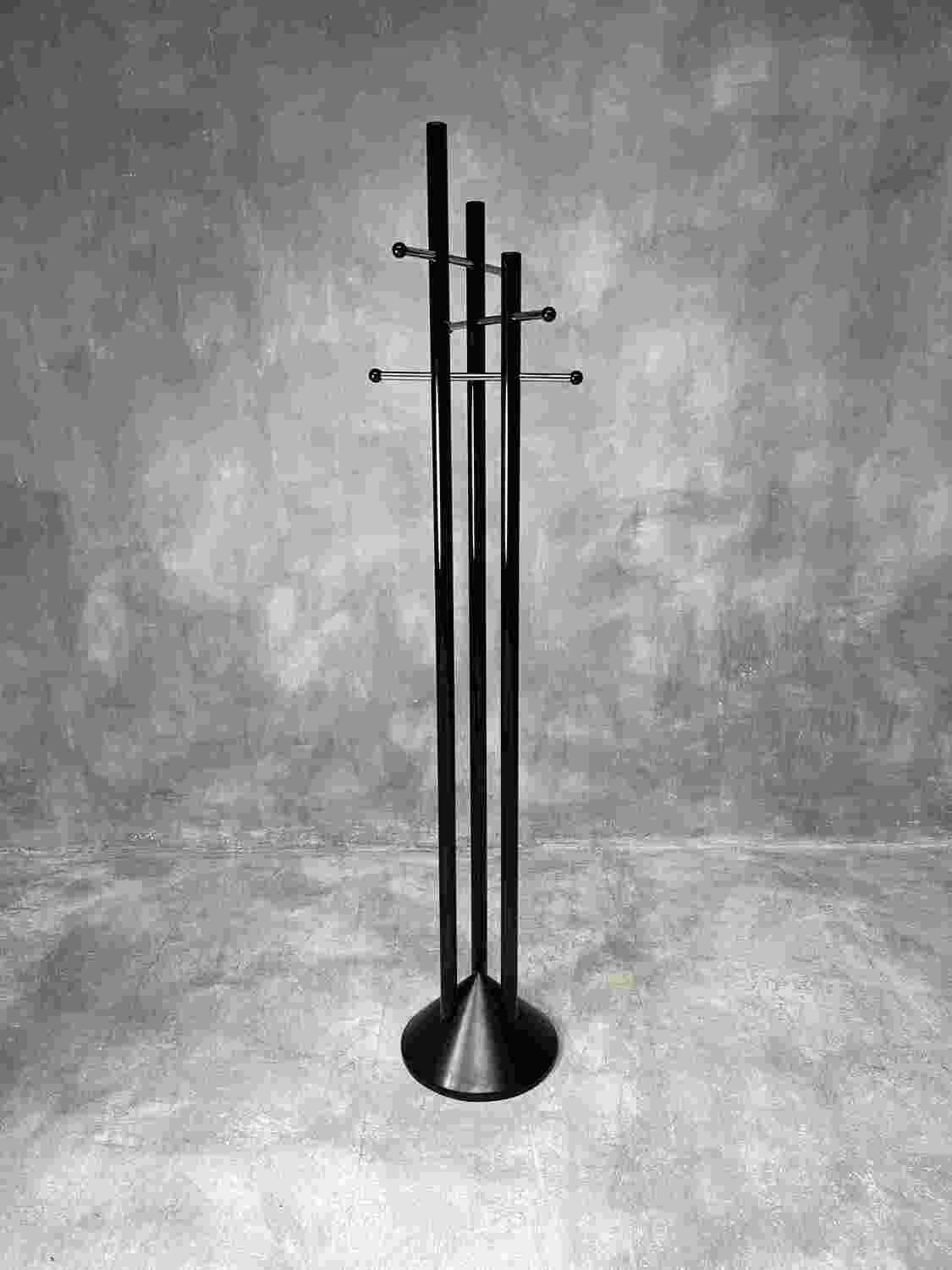 Deense Postmoderne Metalen Kapstok, jaren 1980
