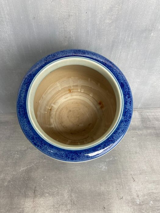 Antieke Japanse Keramische Hibachi met Berglandschap, ca. 1920
