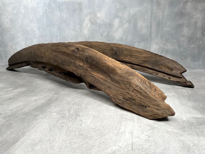 Paar Monumentale Japanse Hinoki Tempelbalken, Edo-periode, 1700–1799