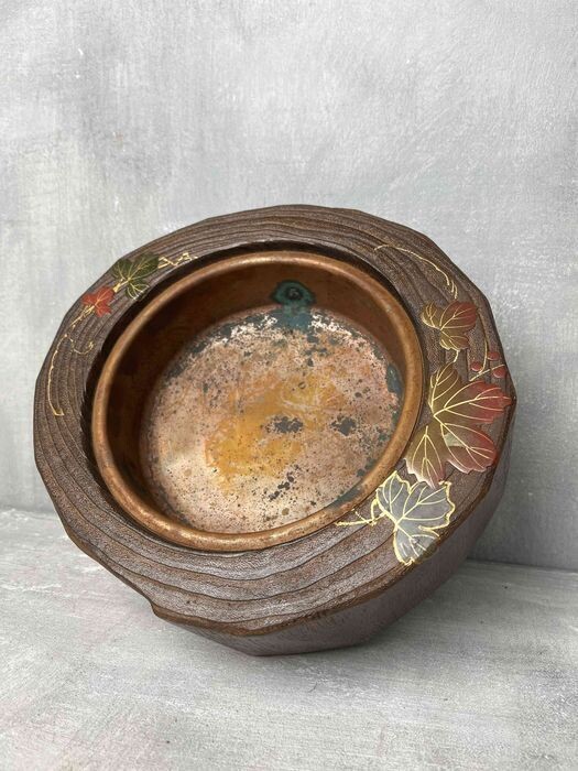 Antique Japanese Wooden Hibachi with Copper Liner, ca. 1900–1920 Antique Japanese Wooden Hibachi with Copper Liner, ca. 1900–1920