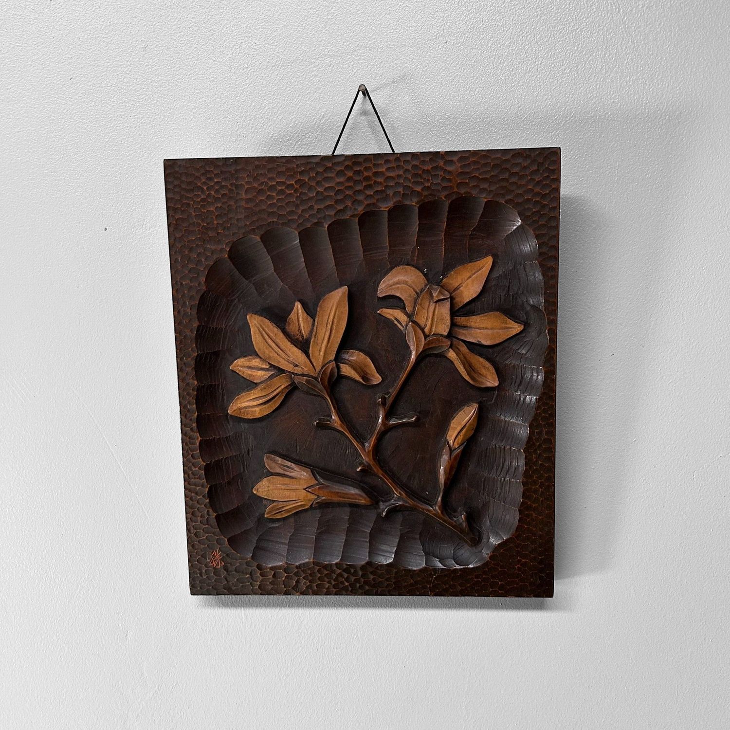 Japans Handgesneden Houten Wandpaneel met Magnolia, ca. 1950–1960