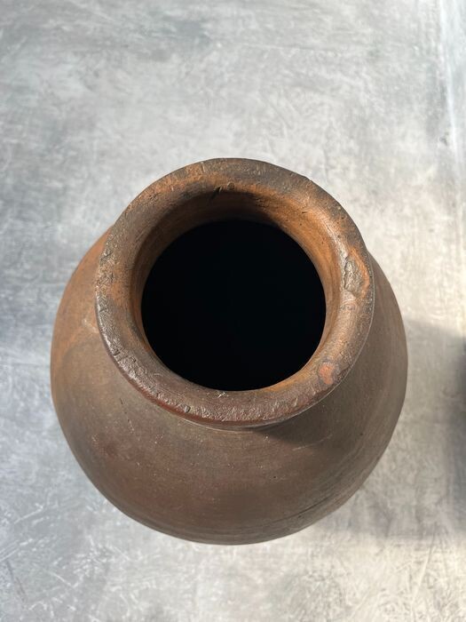 Antieke Japanse Chatsubo Theepot in Steengoed, Meiji-periode, 1868–1912 Antieke Japanse Chatsubo Theepot in Steengoed, Meiji-periode, 1868–1912