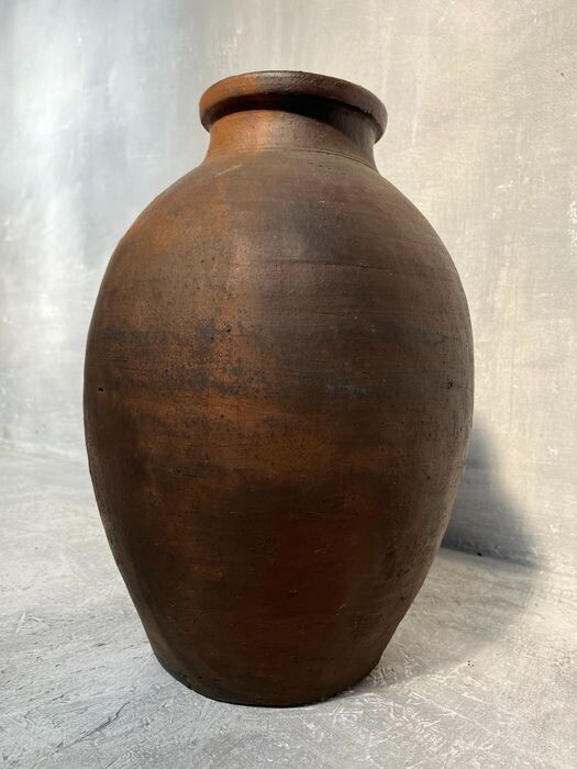 Antieke Japanse Chatsubo Theepot in Steengoed, Meiji-periode, 1868–1912 Antieke Japanse Chatsubo Theepot in Steengoed, Meiji-periode, 1868–1912