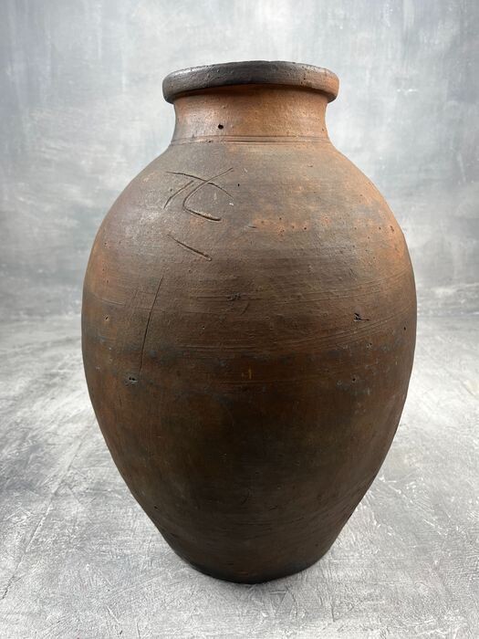 Antieke Japanse Chatsubo Theepot in Steengoed, Meiji-periode, 1868–1912 Antieke Japanse Chatsubo Theepot in Steengoed, Meiji-periode, 1868–1912