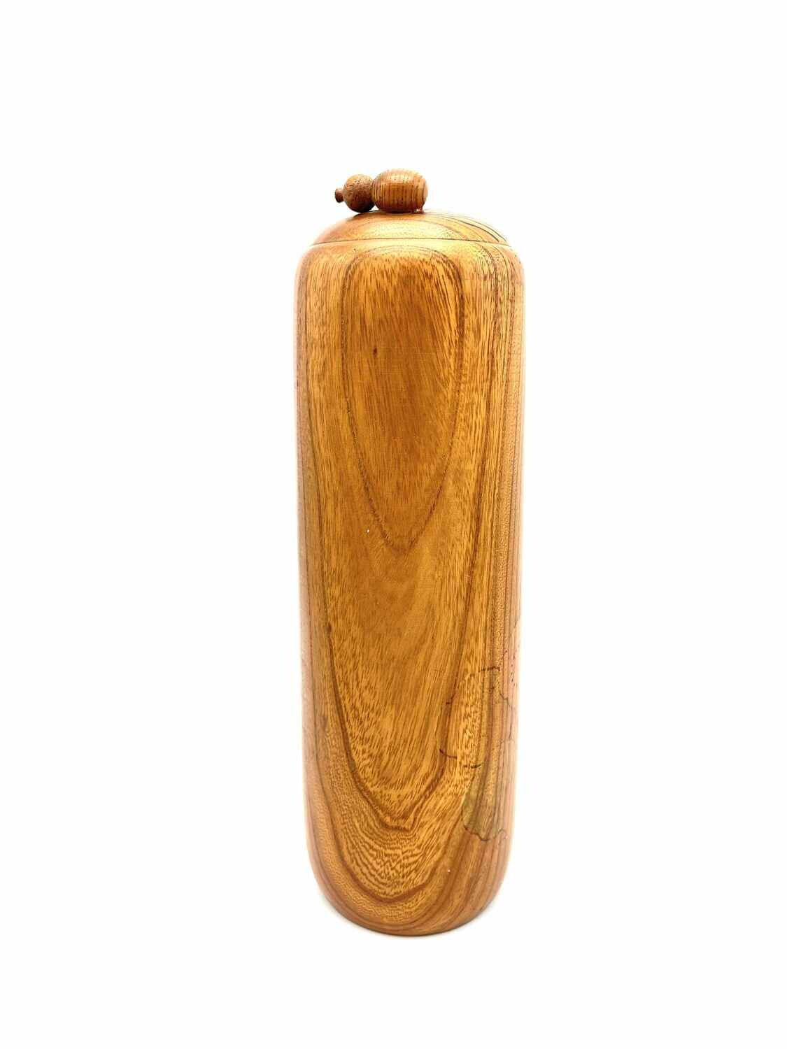 Vintage Sosaku Kokeshi door Takanashi Hanpuushi, Japan. Vintage Sosaku Kokeshi door Takanashi Hanpuushi, Japan.