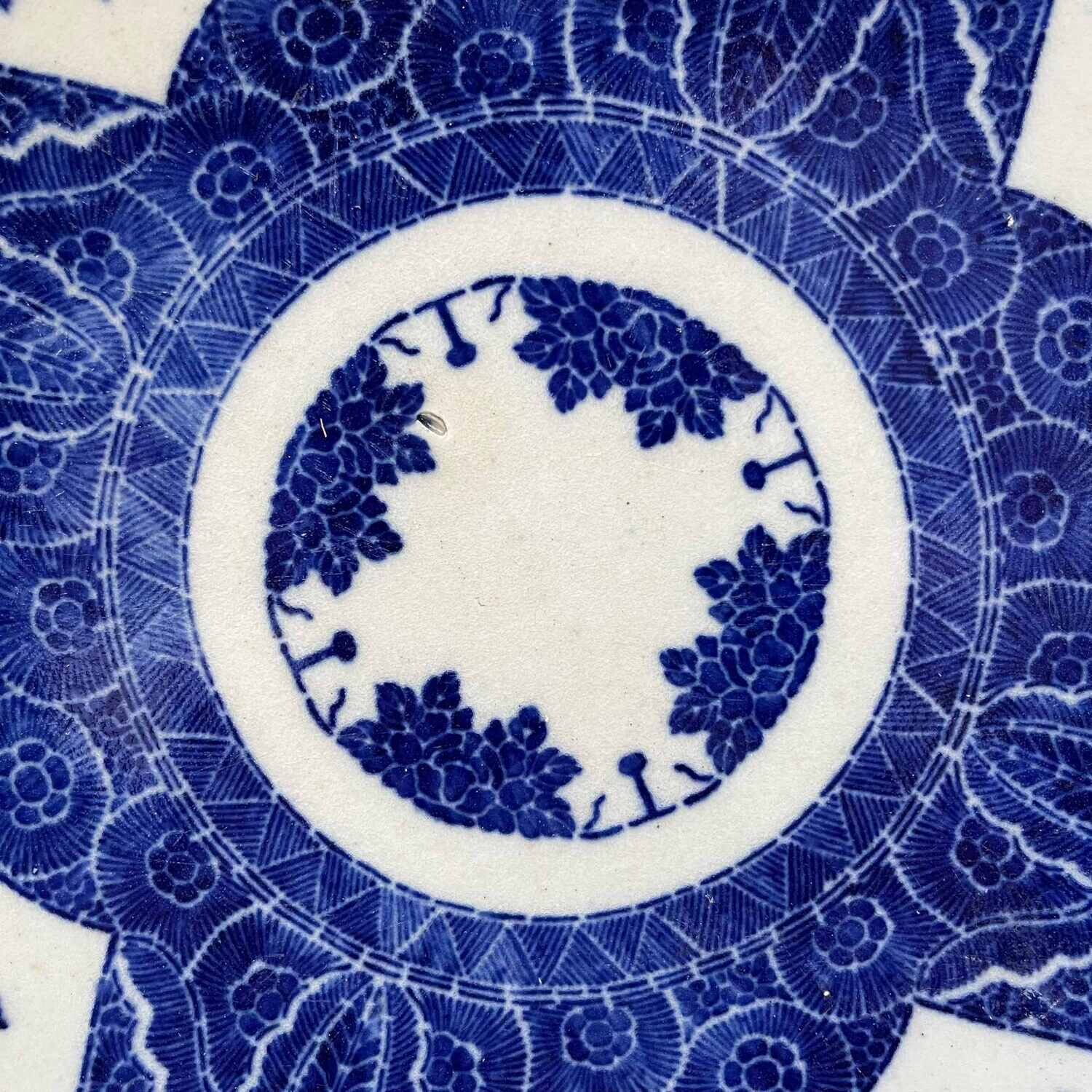 Imari ware Sometsuke Blue and White Porcelain Plate Japan.