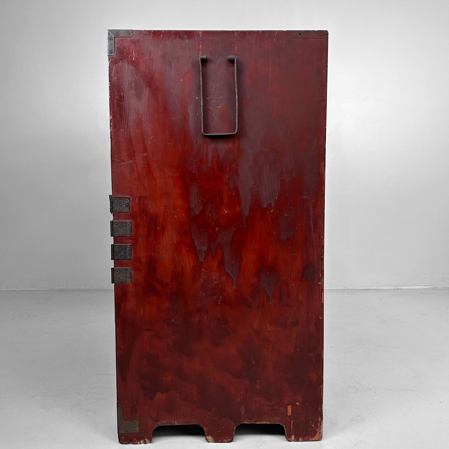 Traditional Japanese Tansu Storage Cabinet, Meiji Period.