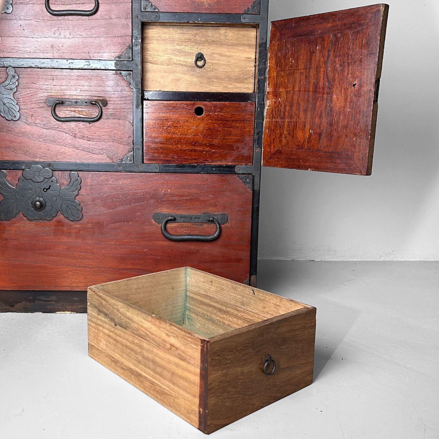 Traditional Japanese Tansu Storage Cabinet, Meiji Period.