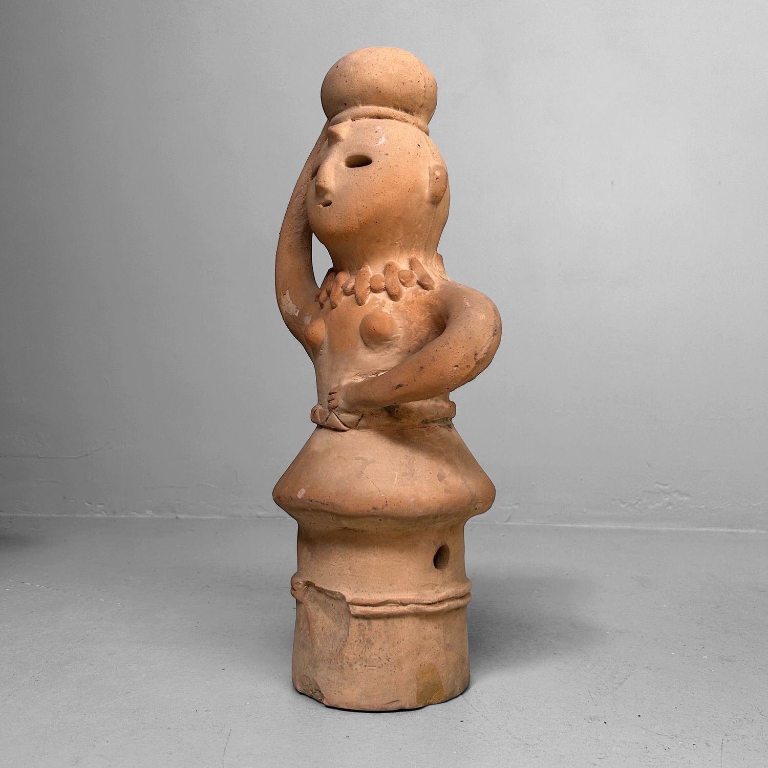 Haniwa Terracotta Beeld – Japanse Waterdraagster, Miyazaki, jaren '40