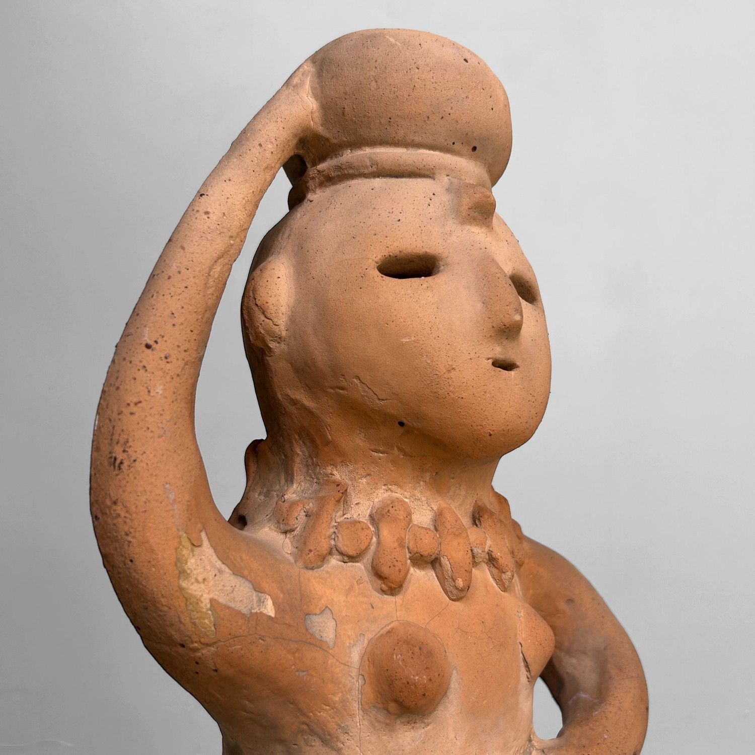 Haniwa Terracotta Beeld – Japanse Waterdraagster, Miyazaki, jaren '40