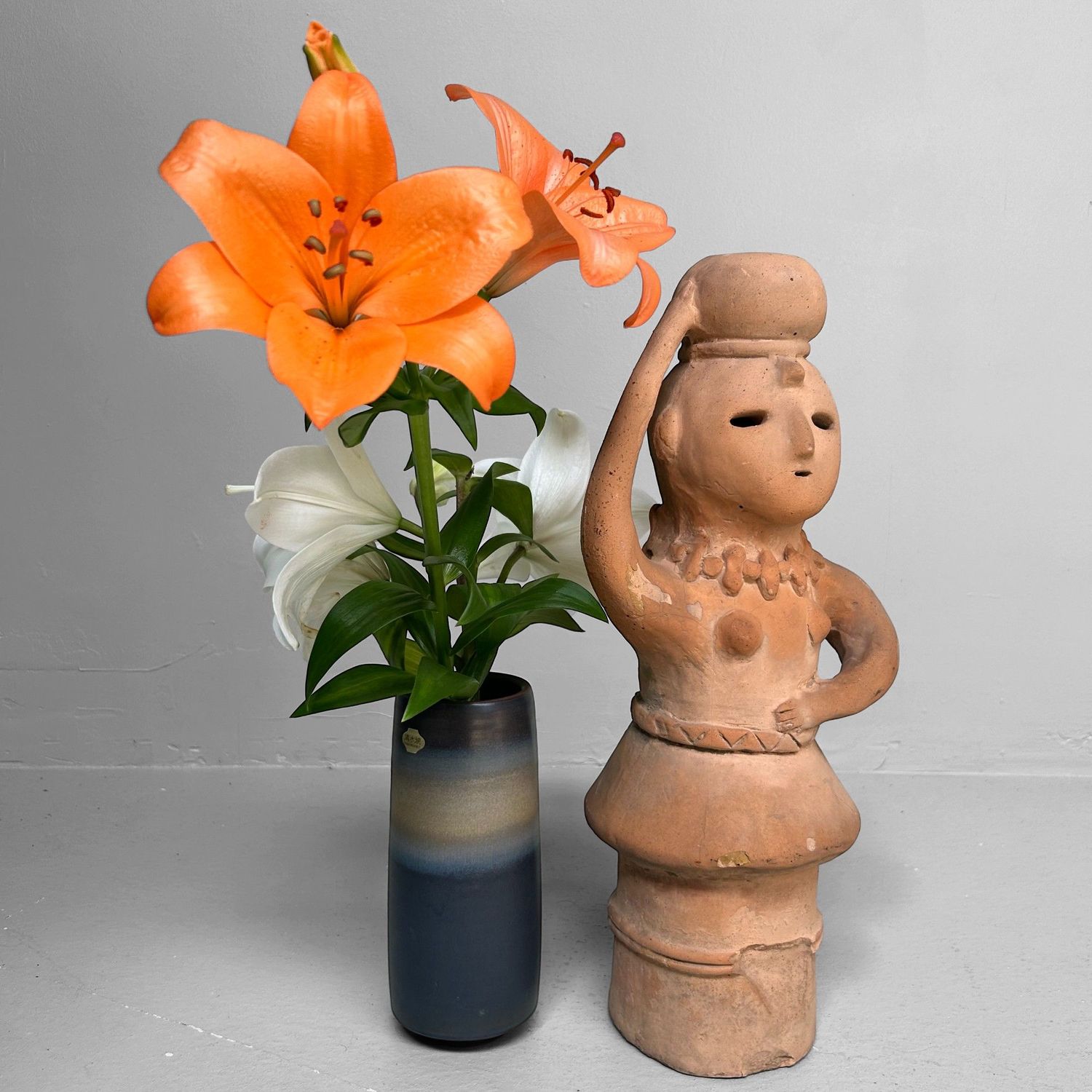 Haniwa Terracotta Beeld – Japanse Waterdraagster, Miyazaki, jaren '40