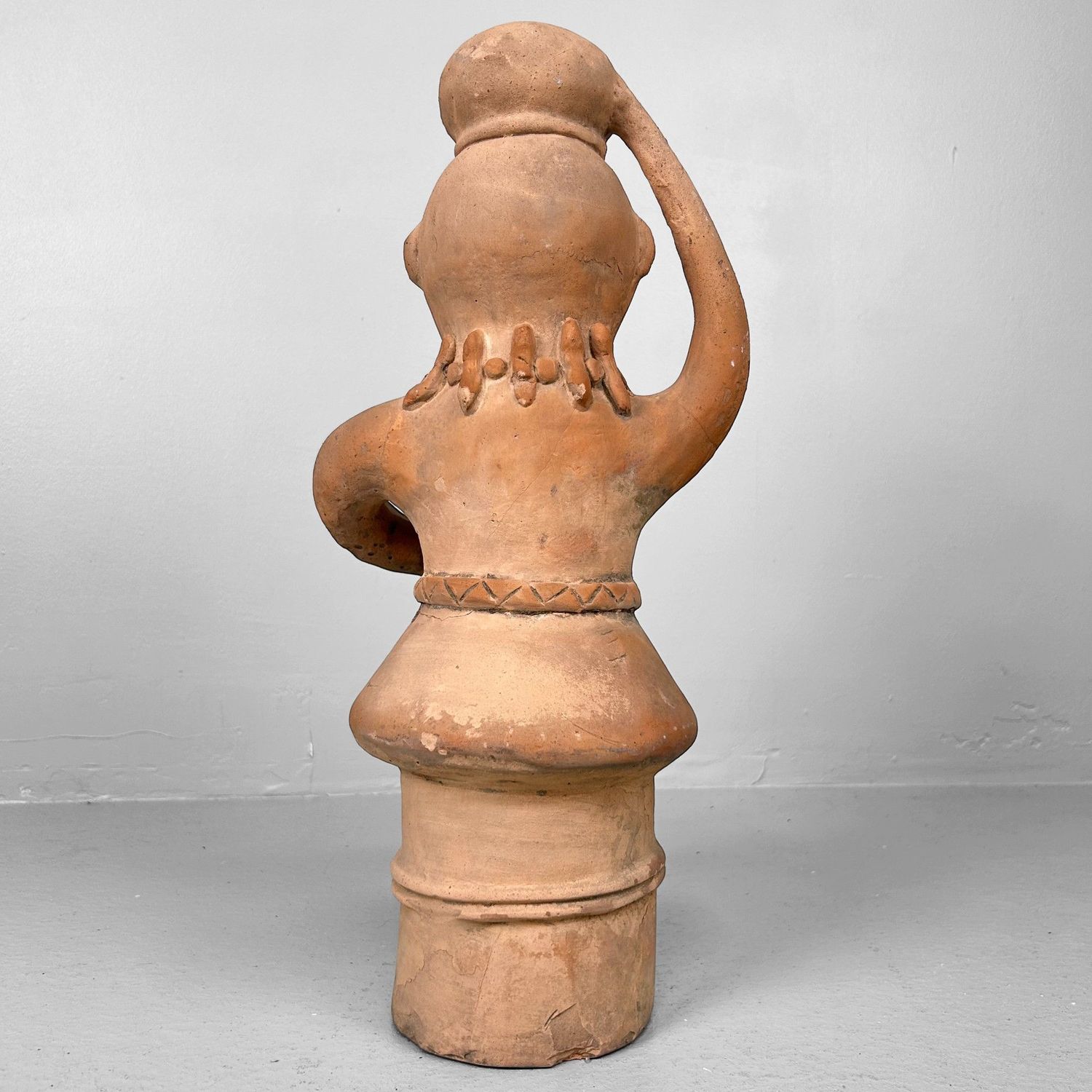 Haniwa Terracotta Beeld – Japanse Waterdraagster, Miyazaki, jaren '40