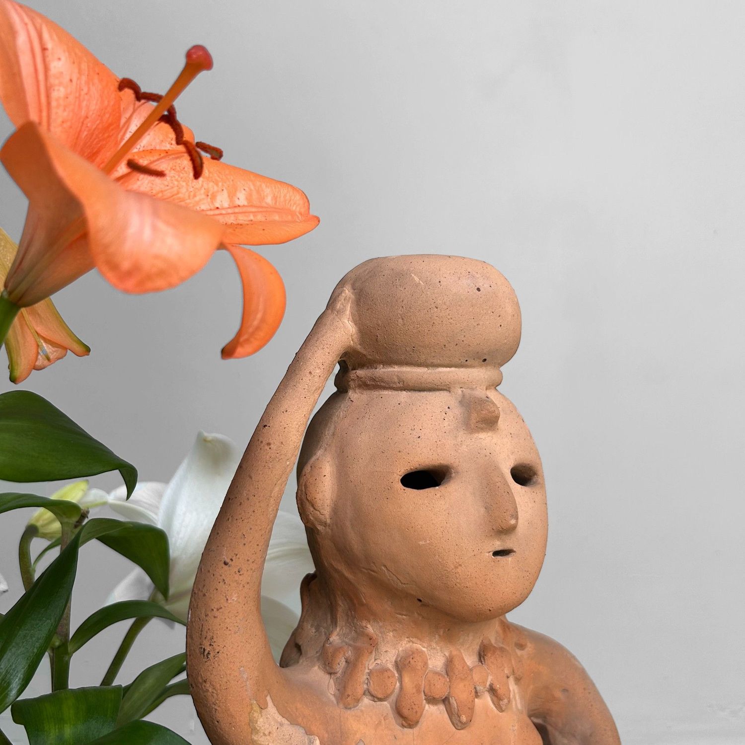 Haniwa Terracotta Beeld – Japanse Waterdraagster, Miyazaki, jaren '40