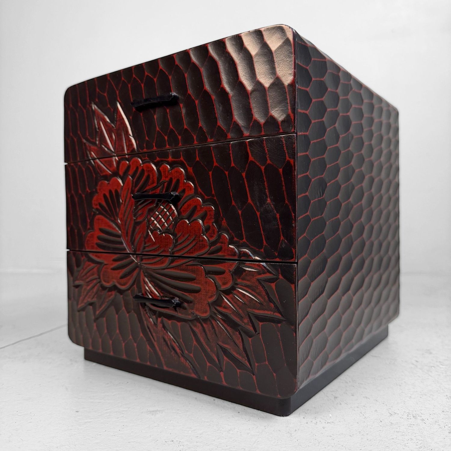 Kamakura-bori Haribako ‘Peony’, Jewellery Cabinet, Japan, 1970s
