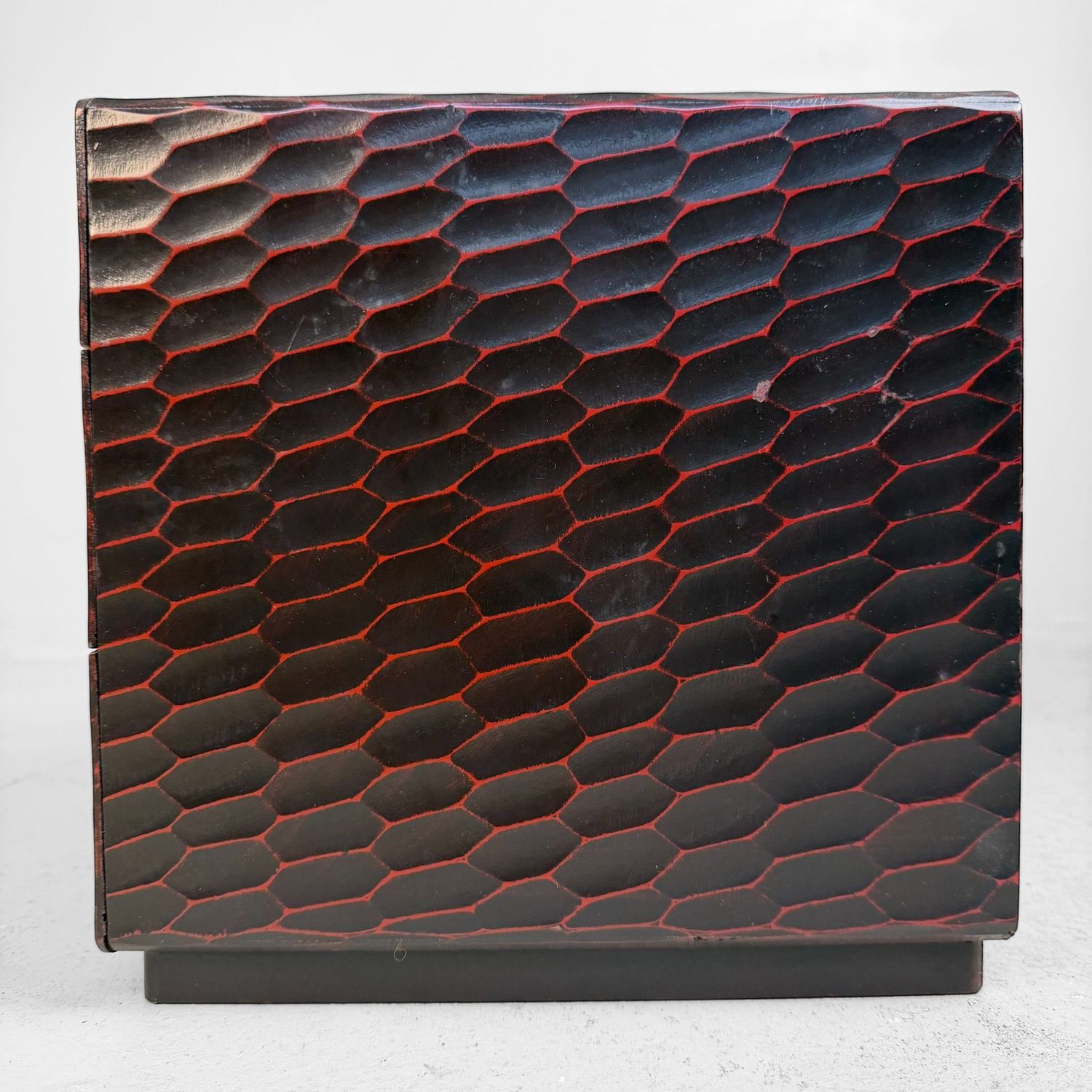 Kamakura-bori Haribako ‘Peony’, Jewellery Cabinet, Japan, 1970s