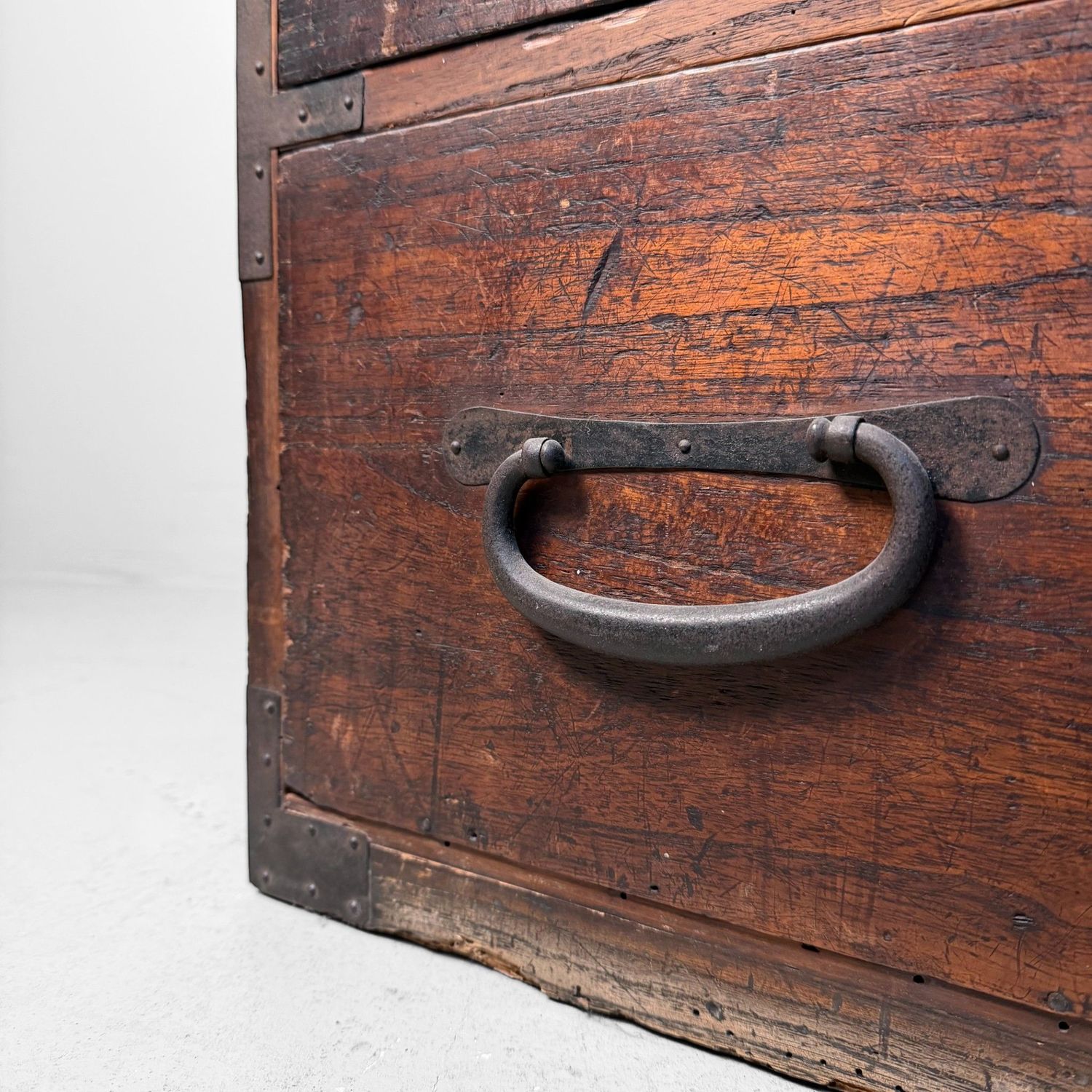 Japanese Tansu Chest, Storage & Display Piece, 1910s