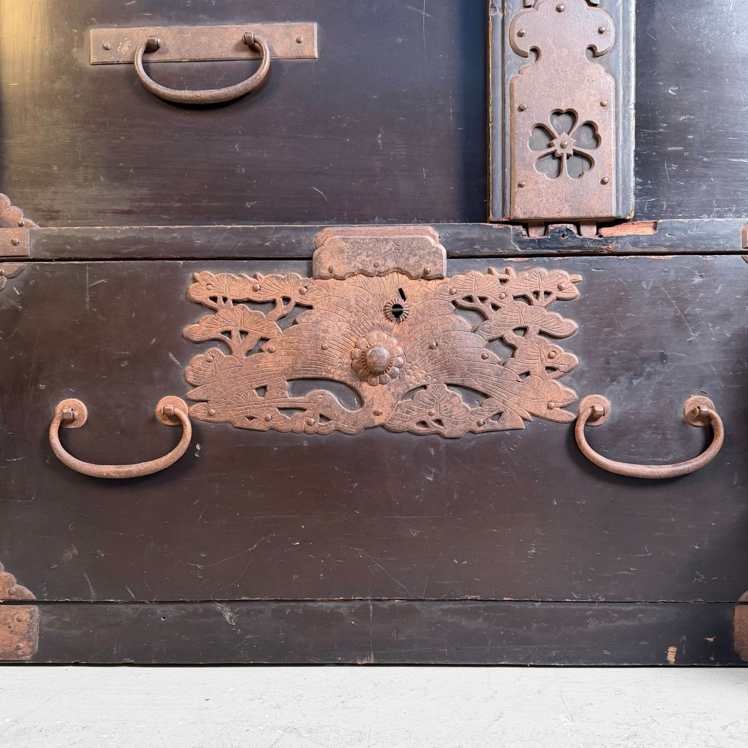 Japanese Antique Tansu, Storage Cabinet and Display Piece, 1900s