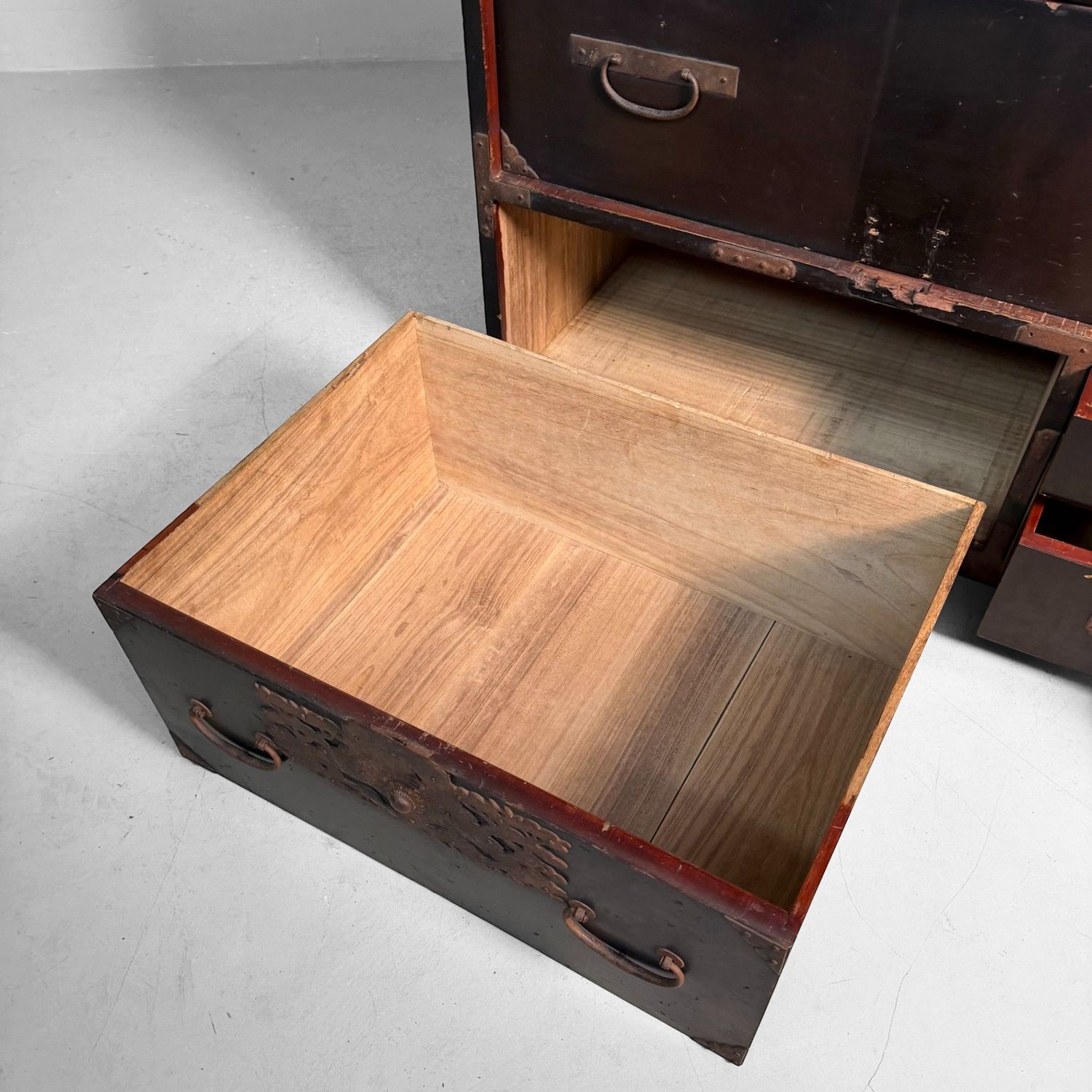 Japanese Antique Tansu, Storage Cabinet and Display Piece, 1900s