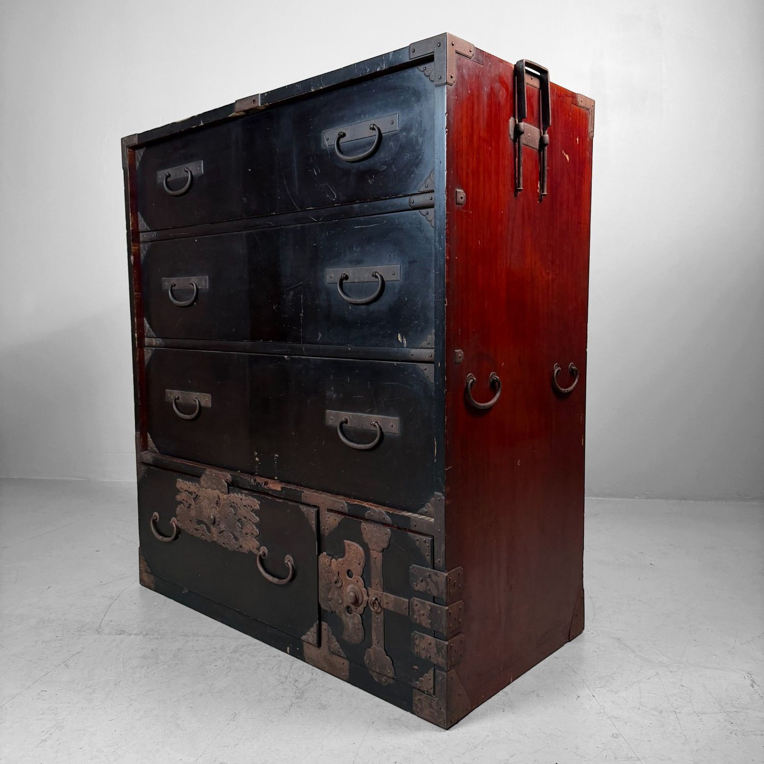 Japanese Antique Tansu, Storage Cabinet and Display Piece, 1900s