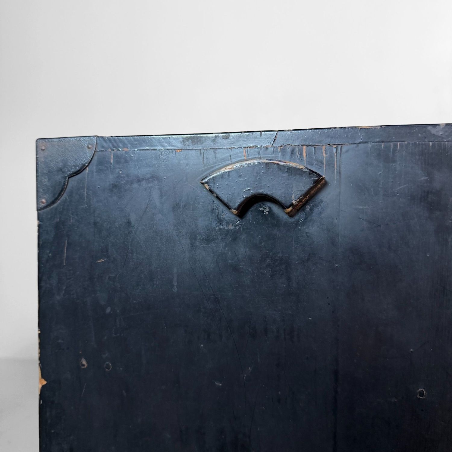 Japanese Tansu Storage Chest with Drawers, 1910s