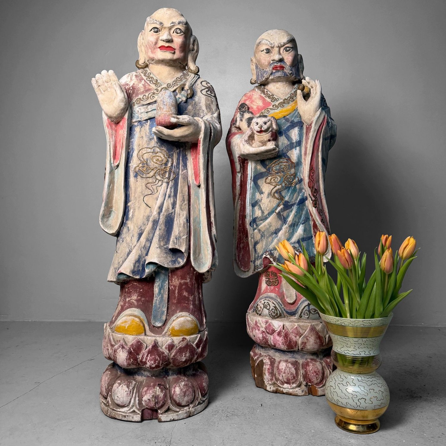 Grote Polychrome Tempelfiguren in Hout op Lotusvoet, Korea, 19e eeuw