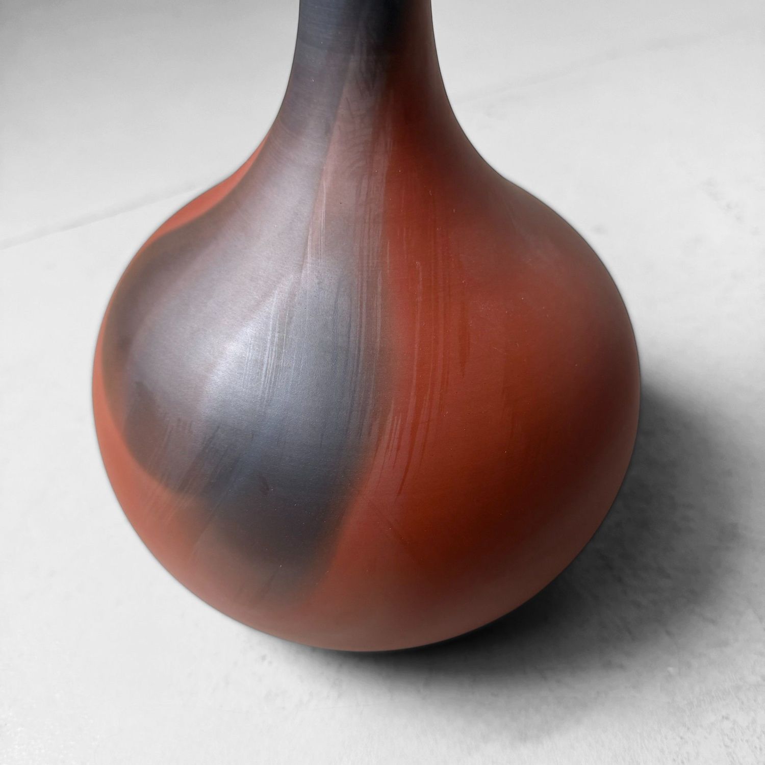 Collectible Ikebana Vase (Hanaire) – Itō Sekisui V, Mumyōi-yaki Yōhen, 1980s