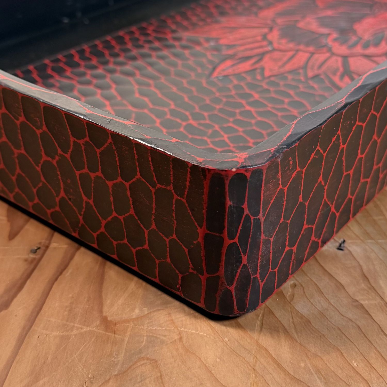 Japans Houten Dienblad, Kamakura-bori met Bloemmotief, 1960s